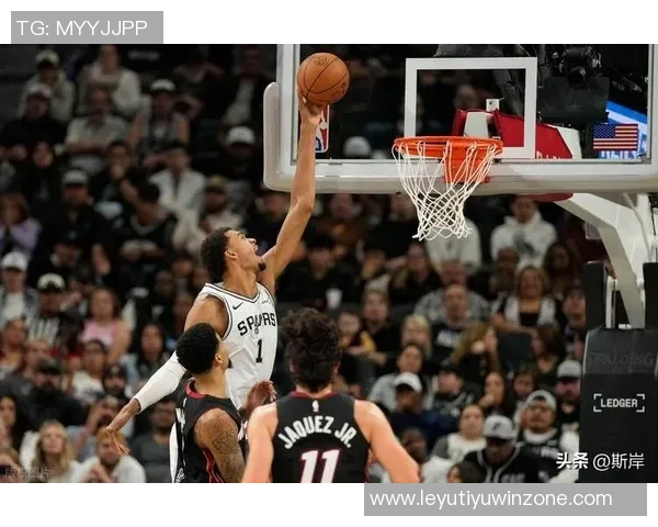 文班亚马展现绝对统治力坎宁安勇担重任谢泼德智商助力球队逆转胜利